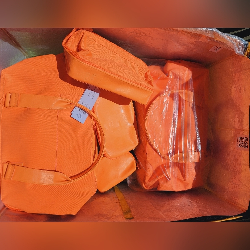🧡🍊Beis Cosmetic Case Creamsicle  🍊🧡